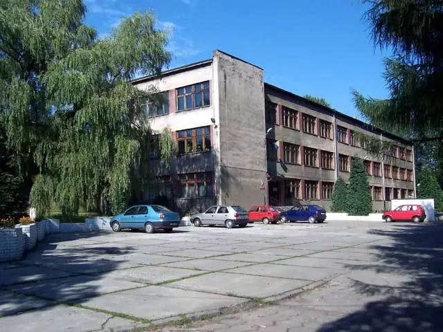 Bielszowice - Gimnazjum nr 14 - ul. Szkolna