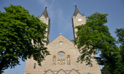 Kościół p.w. Trójcy Przenajświętszej Sanktuarium Matki Bożej z Lourdes