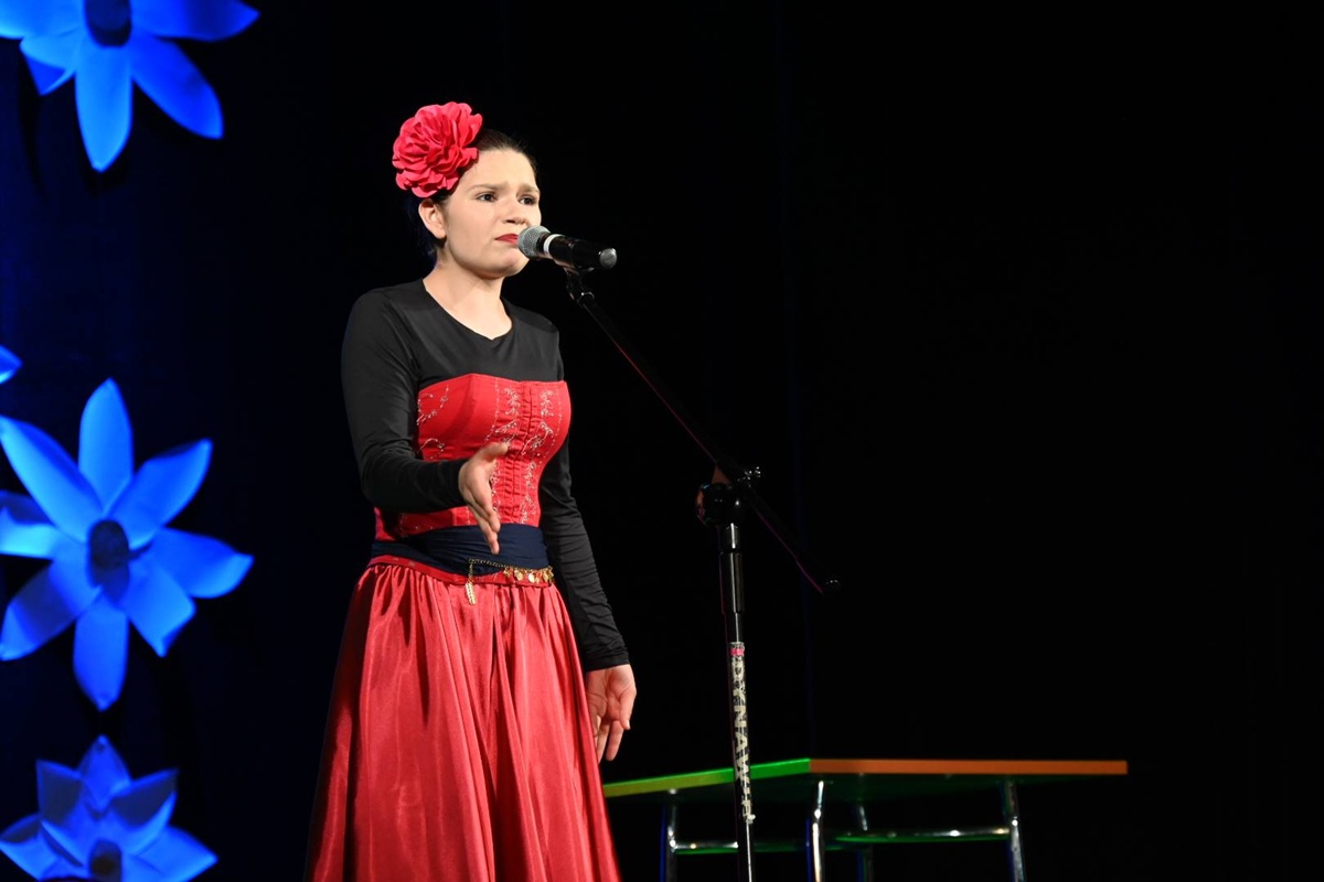 Michał Pierończyk uhonorowany przez młodych artystów z Teatru Pierro - fotoreportaż