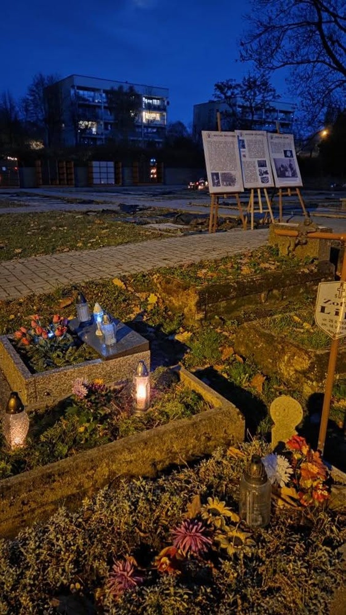 Kwesta na rzecz Starego Cmentarza Parafialnego: Zebrano ponad 9 tysięcy złotych! - fotoreportaż