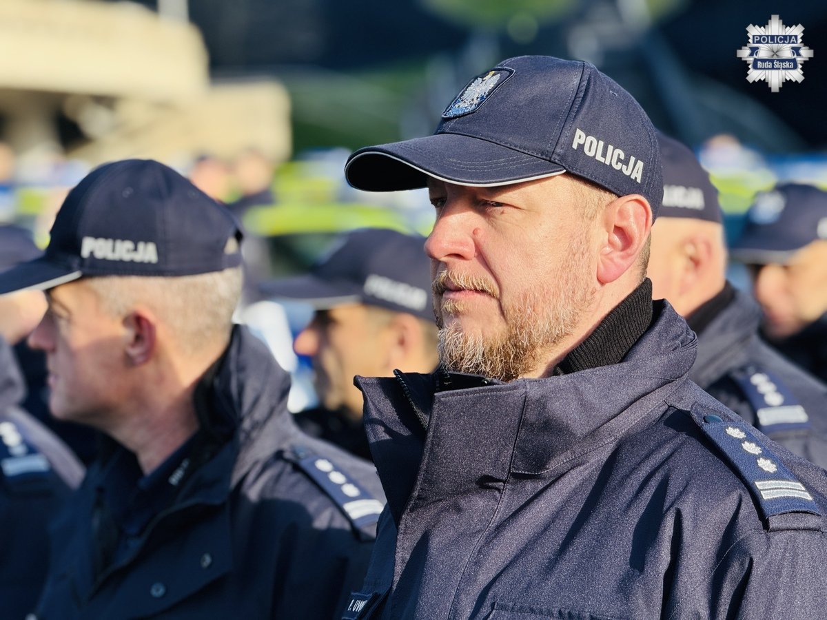 Ruda Śląska z nowym, ekologicznym radiowozem – hybrydowa Kia Niro w służbie Policji - fotoreportaż