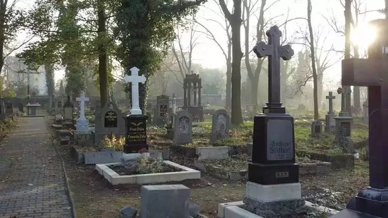 1 listopada odbędzie się kwesta na ratowanie starego cmentarza w Orzegowie
