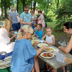 Drugi Ogród Śniadaniowy w MCK