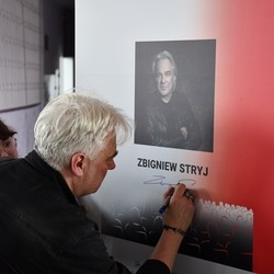 Nowa sala imienia Zbigniewa Stryja w Szkole Podstawowej nr 8 im. Miłośników Ziemi Śląsk