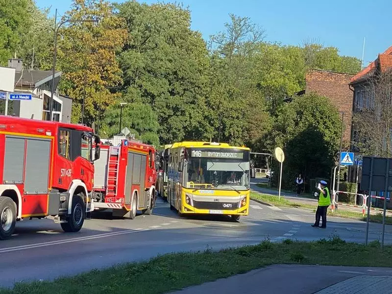 [AKTUALIZACJA] Ruda: Zderzenie autobusu z samochodem ciężarowym