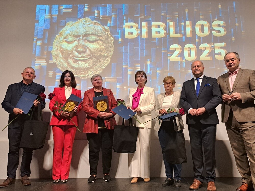 Wczoraj 7 maja, z okazji Dnia Bibliotekarza, odbyła się gala, podczas której wręczono prestiżowe nagrody "Bibliosy 2025". / fot. UM Ruda Śląska