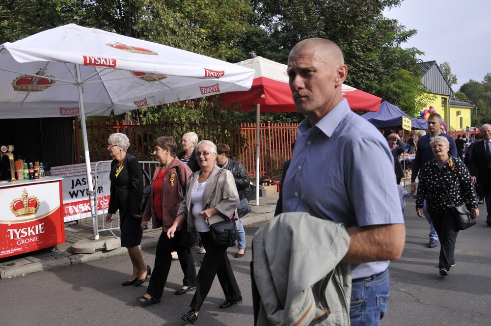 W tym roku po raz pierwszy w Rudzie Śląskiej uroczyście obchodziliśmy dożynki, które rozpoczęły się mszą świętą w kościele pw. św. Wawrzyńca na Wirku, a zakończyły wspaniałą zabawą na miejskim targowisku.