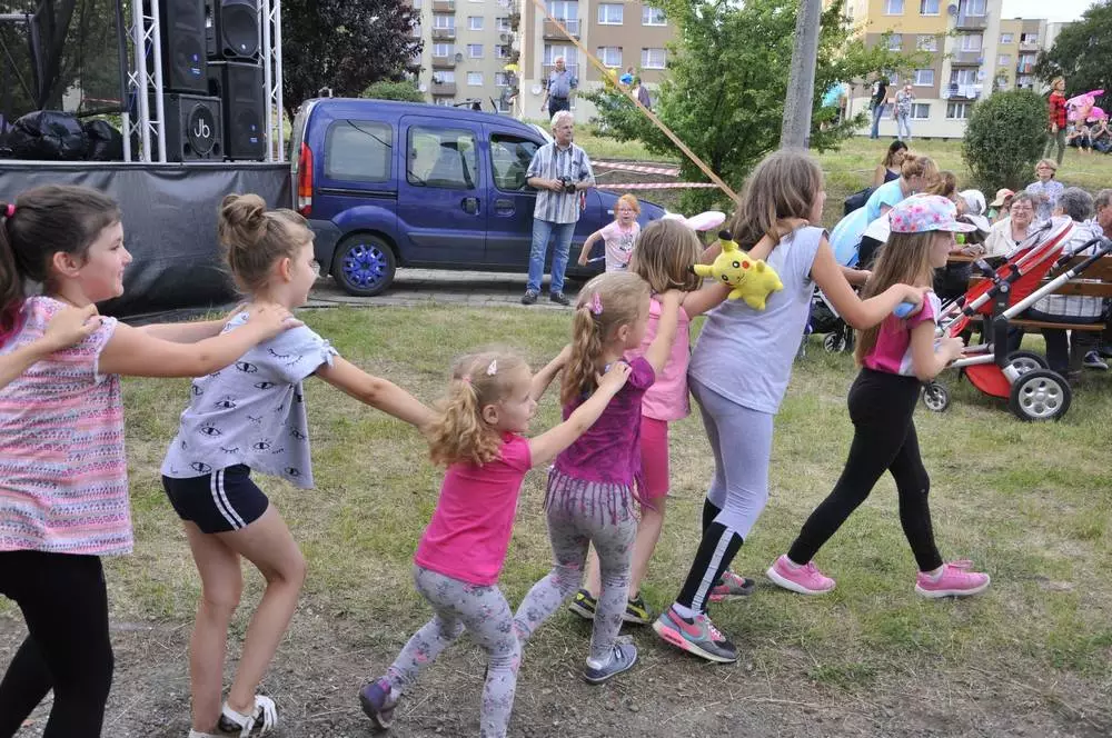 Na Bykowinie przy ulicy Sztolniowej odbył się kolejny w tym roku Festyn Po Sąsiedzku.