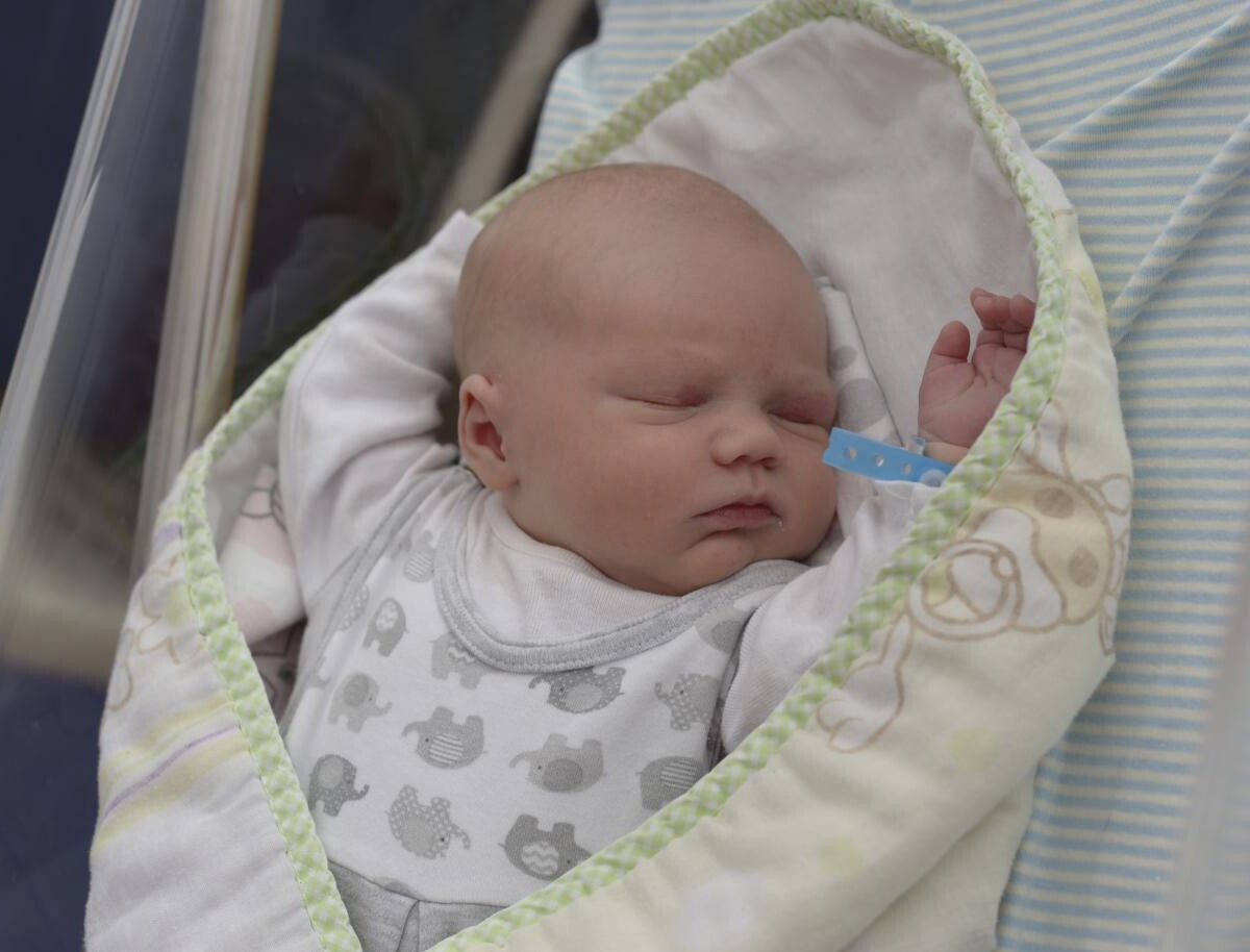 Paweł Nowak
ur. 28.04.2025, 3510 g i 55 cm
Syn Dominiki i Mariusza