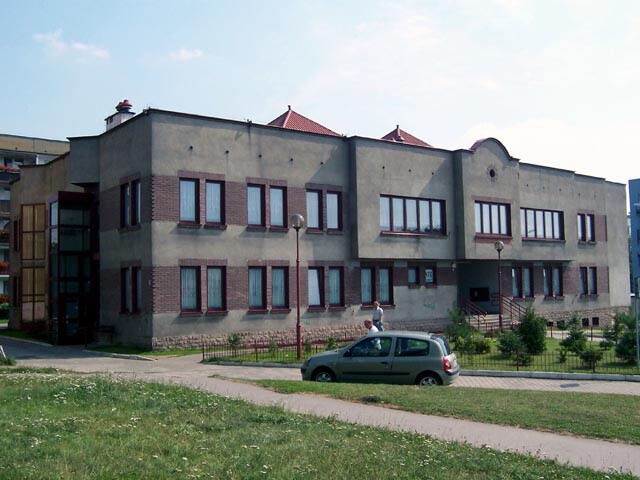 Halemba - Przychodnia Rejonowa - ul. Makuszyńskiego