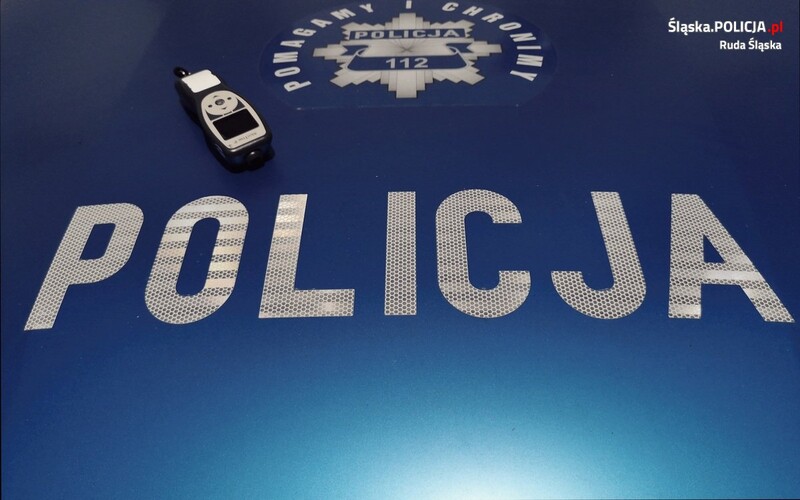 Jechał slalomem z 3 promilami. Kierowcę zatrzymał dzielnicowy po służbie