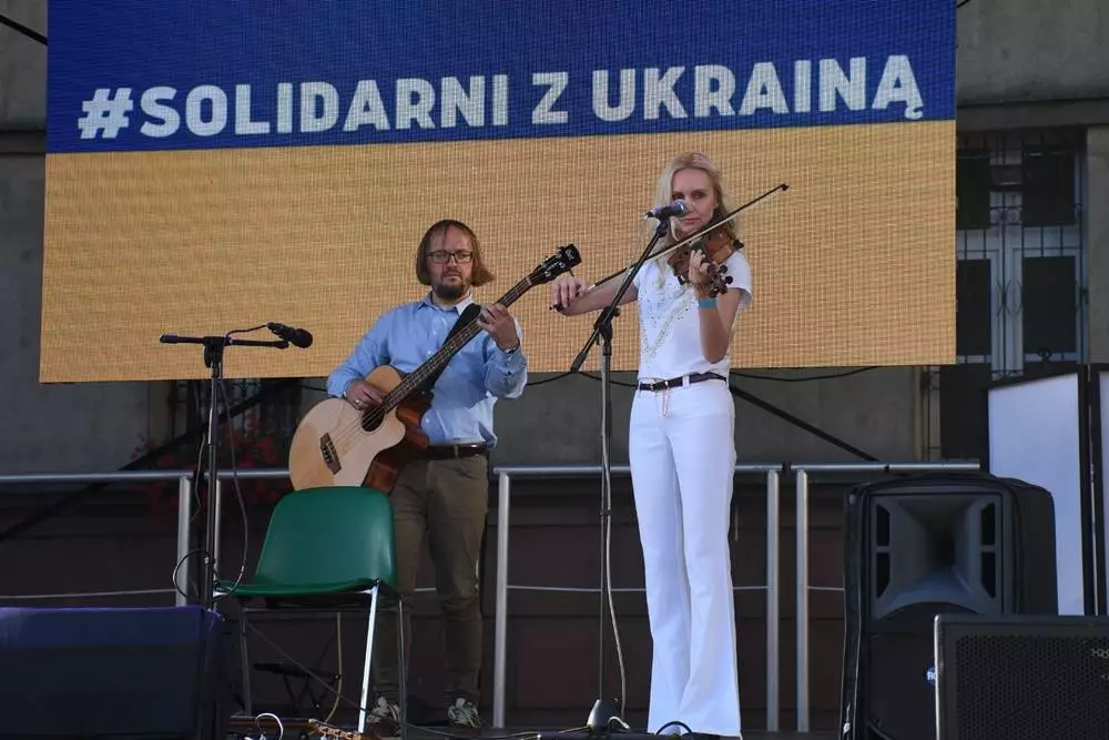 Koncert charytatywny "Ruda &#346;l&#261;ska solidarna z Ukrain&#261;!" [FOTO+FILM]