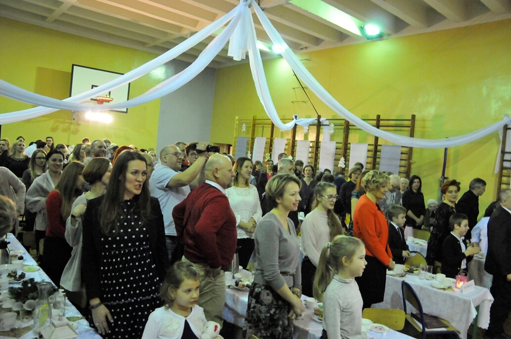Fotorelacja z IX Koncertu Kolęd w Szkole Podstawowej nr 24 w Rudzie Śląskiej.