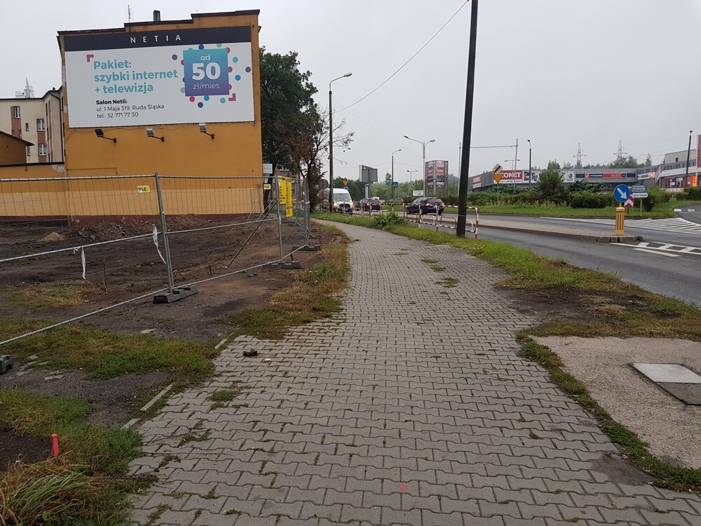 Mieszkańcy często sugerowali w komentarzach na portalach społecznościowych, że w mieście powinna powstać kolejna restauracja McDonald's. Ich życzenia się spełniły. Właśnie ruszyła budowa nowej restauracji przy ul. 1 Maja w sąsiedztwie CH Plaza.