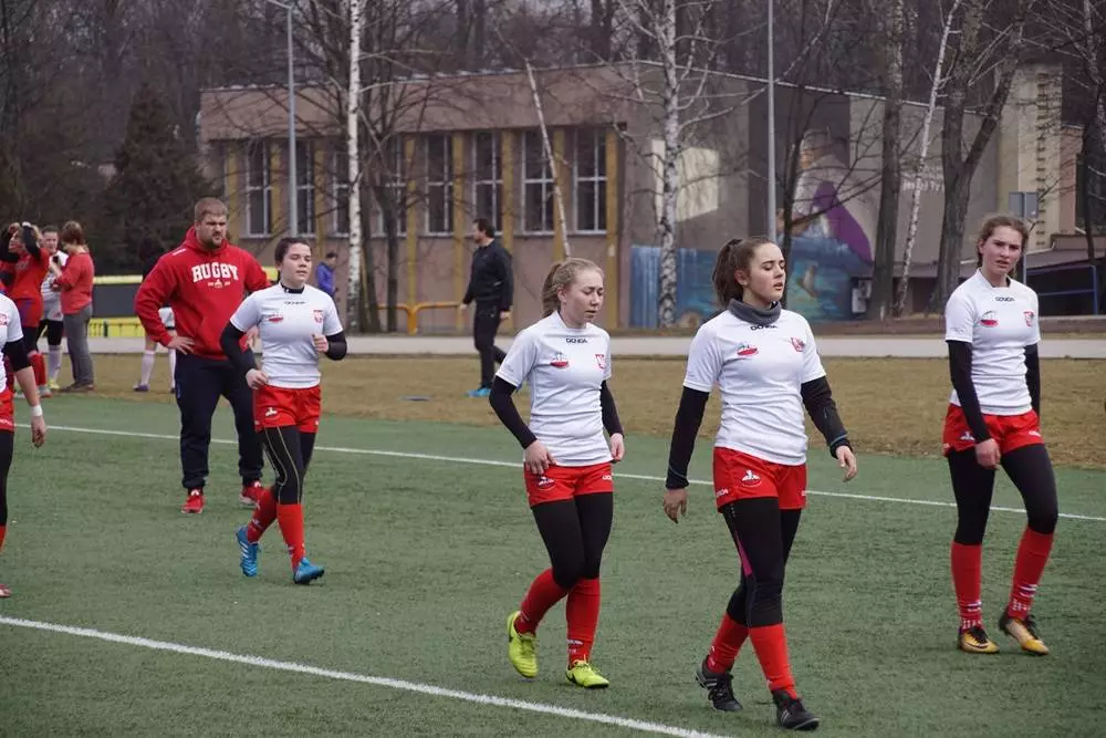 Na Burloch Arenie odbył się w niedzielę międzynarodowy towarzyski turniej rugby 7. Ruda Śląska gościła kobiece reprezentacje z Niemiec, Czech i Polski oraz Diablice Ruda Śląska.