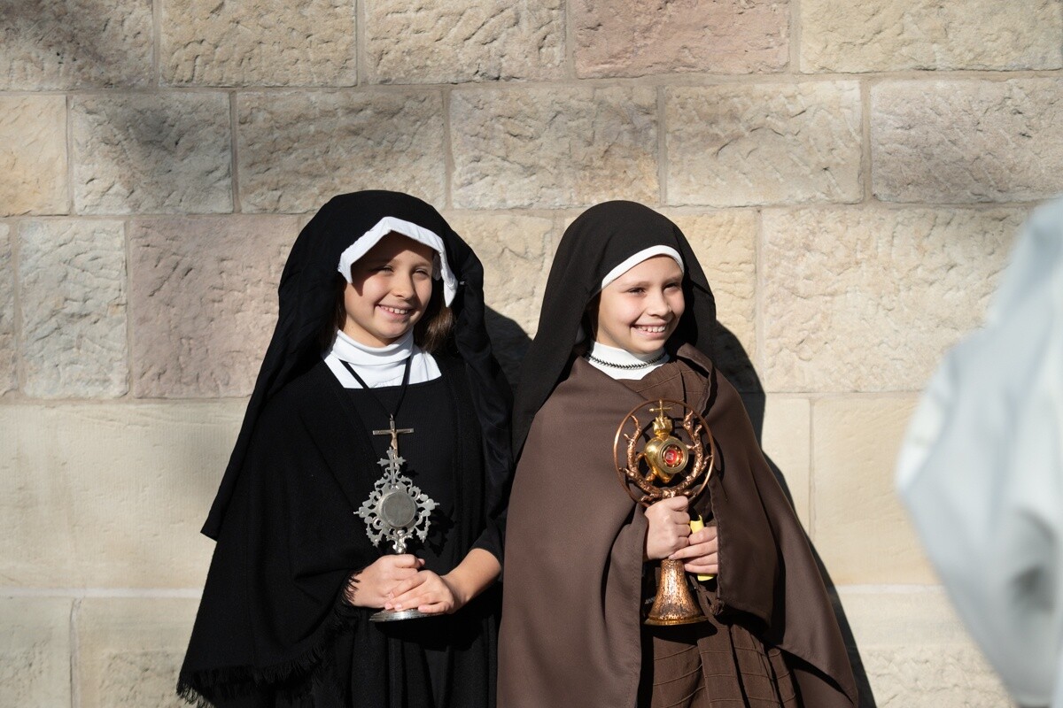 Najmłodsi mieszkańcy Kochłowic wyjątkowo uczcili Uroczystość Wszystkich Świętych. / fot. Marek Faber