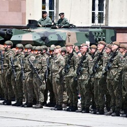 Niedziela pe&#322;na patriotyzmu - za nami Uroczysta Przysi&#281;ga Wojskowa 13. &#346;BOT!