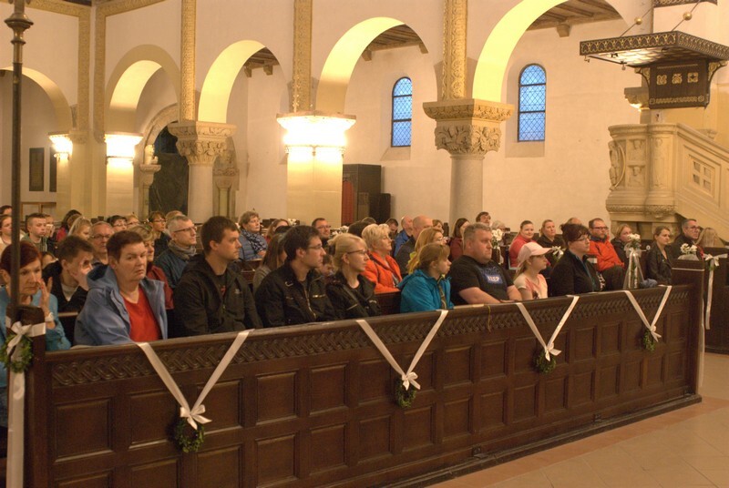 Noc Muzeów 2019 w Rudzie Śląskiej upłynęła w plenerze pod znakiem zwiedzania zabytkowych budowli. W programie przewidziano: zwiedzanie ruin dworu Karola Goduli, krypty rodziny Ballestremów oraz schronów bojowych.