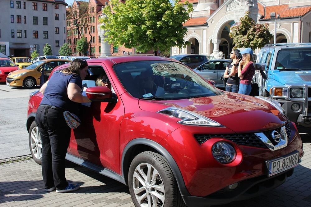 Rajd BEBOK po raz kolejny odbył się na ulicach Rudy Śląskiej - na uczestników czekała trudna trasa, wymagająca dużej uwagi i spostrzegawczości, ale jak zwykle atmosfera była znakomita, nie zawiodła również pogodowa aura.