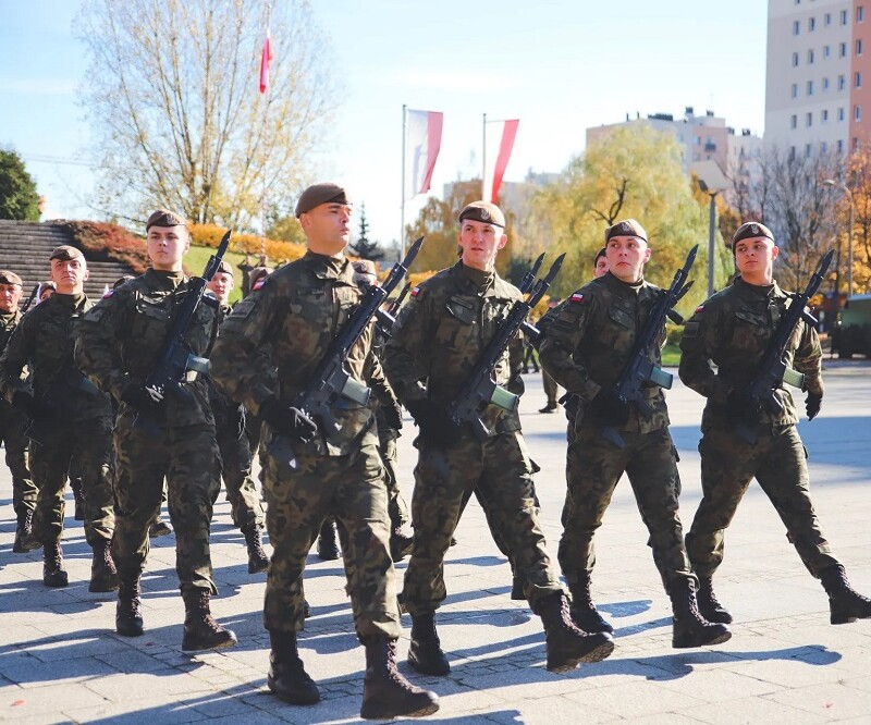 Ruda Śląska: Żołnierze 13. ŚBOT złożą przysięgę. Zobacz program uroczystości