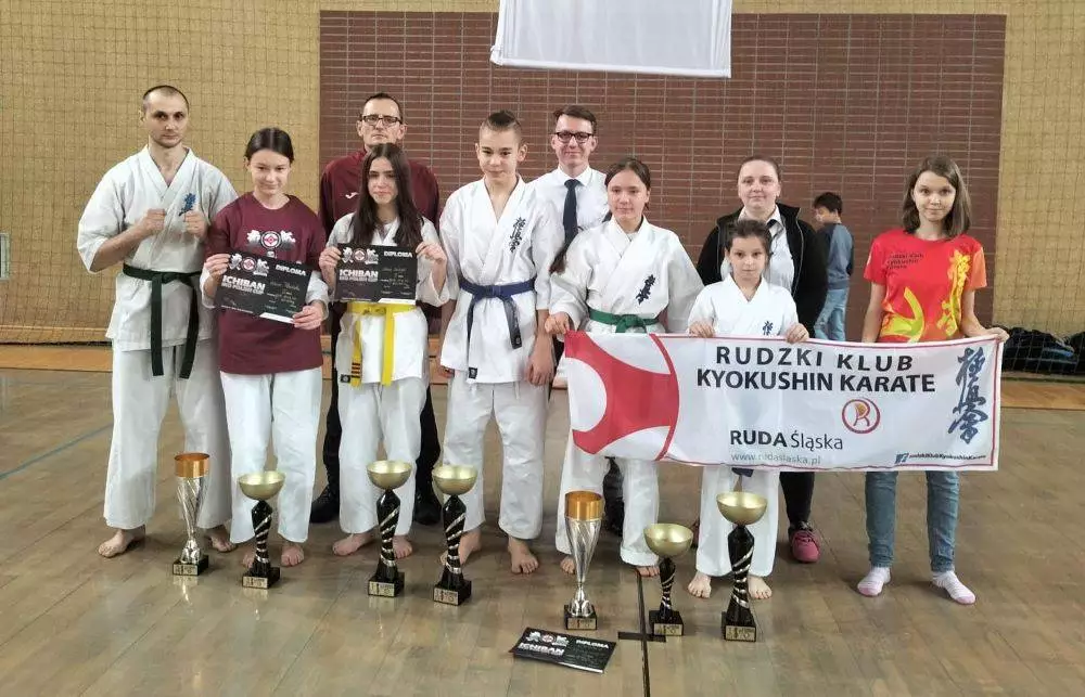 Rudzcy karatecy z pierwszymi medalami w 2023 roku!/fot. Rudzki Klub Kyokushin Karate