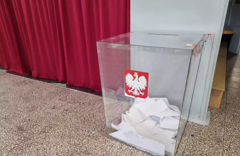 Rudzianie ruszyli do urn! Trwa II tura wyborów prezydenckich