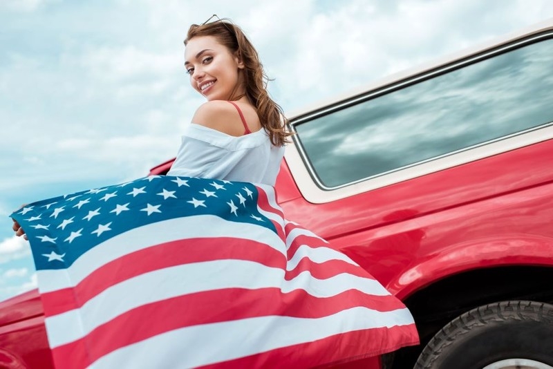 Samochody z USA – czy warto sprowadzić auto z USA i na co uważać?