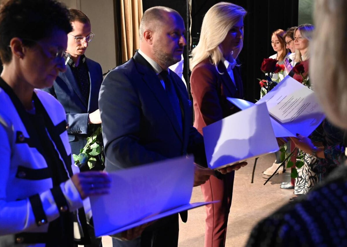 W Domu Kultury w Bielszowicach odbyła się uroczystość z okazji Dnia Edukacji Narodowej / fot. Michał Pierończyk