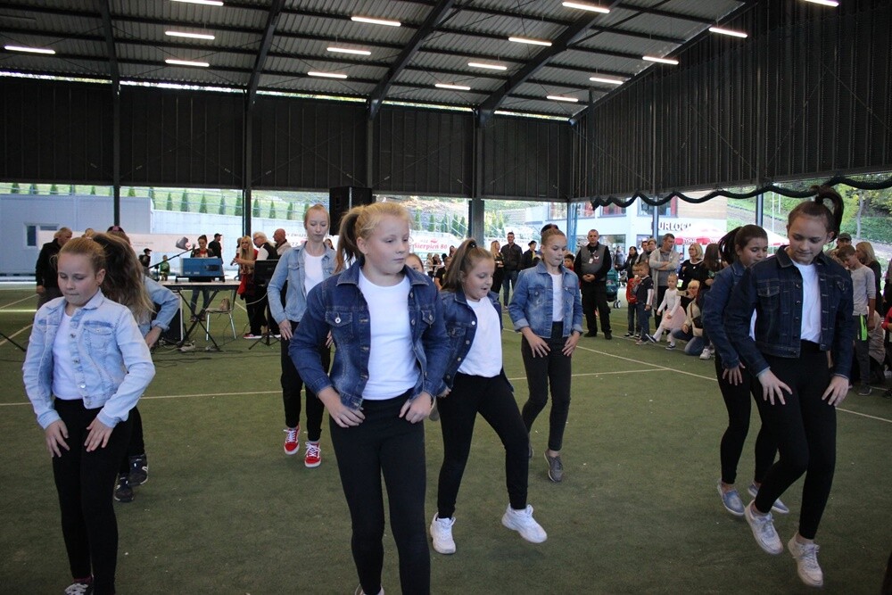 Wczoraj odbyła się druga w historii Rudy Śląskiej Charytatywna Wielka Gala Sportów Siłowych i Sportów Walki! Na Burloch Arenie w Orzegowie zaprezentowały się rudzkie i śląskie kluby sportowe po to, żeby pomóc w leczeniu Kamila Pieloka.