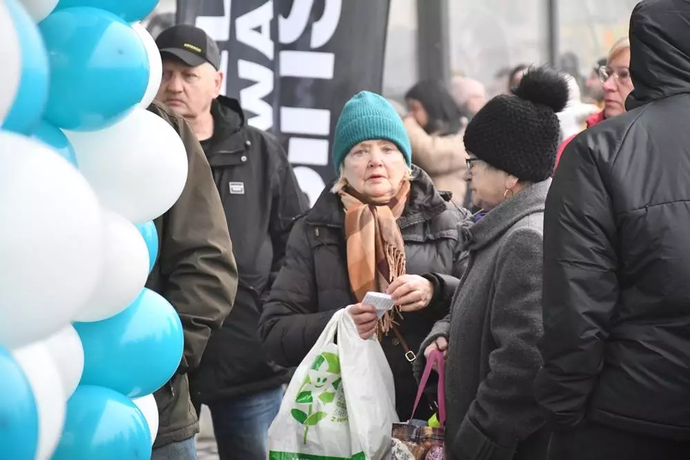 Wielkie otwarcie kolejnego sklepu Dealz w Rudzie &#346;l&#261;skiej! [ZDJ&#280;CIA]