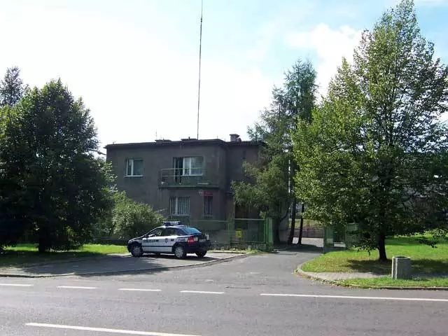 Wirek - Komisariat IV Policji - ul. Różyckiego