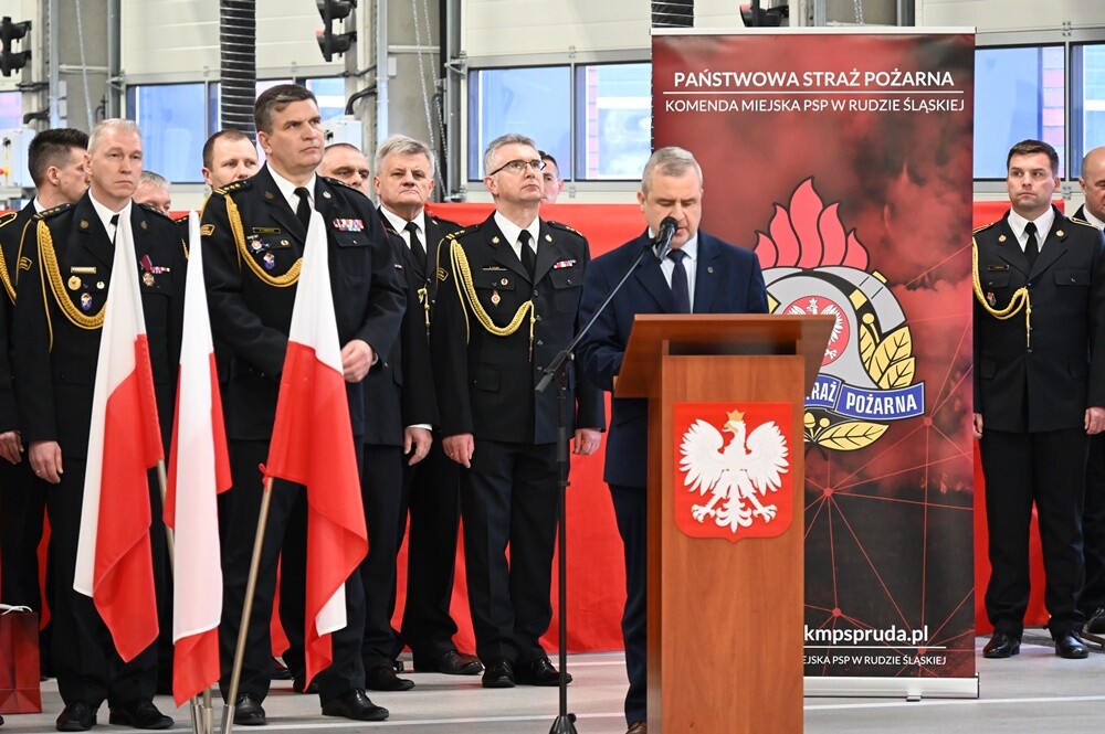 Dziś w Komendzie Miejskiej Państwowej Straży Pożarnej w Rudzie Śląskiej uroczystość zmiany komendanta miejskiego. / fot. UM Ruda Śląska